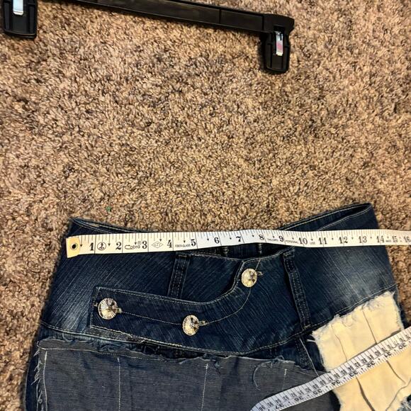 Handmade Upcycled Patchwork Denim Mini Skirt Sz 28 Pleated Distroyed Distressed - Picture 6 of 8